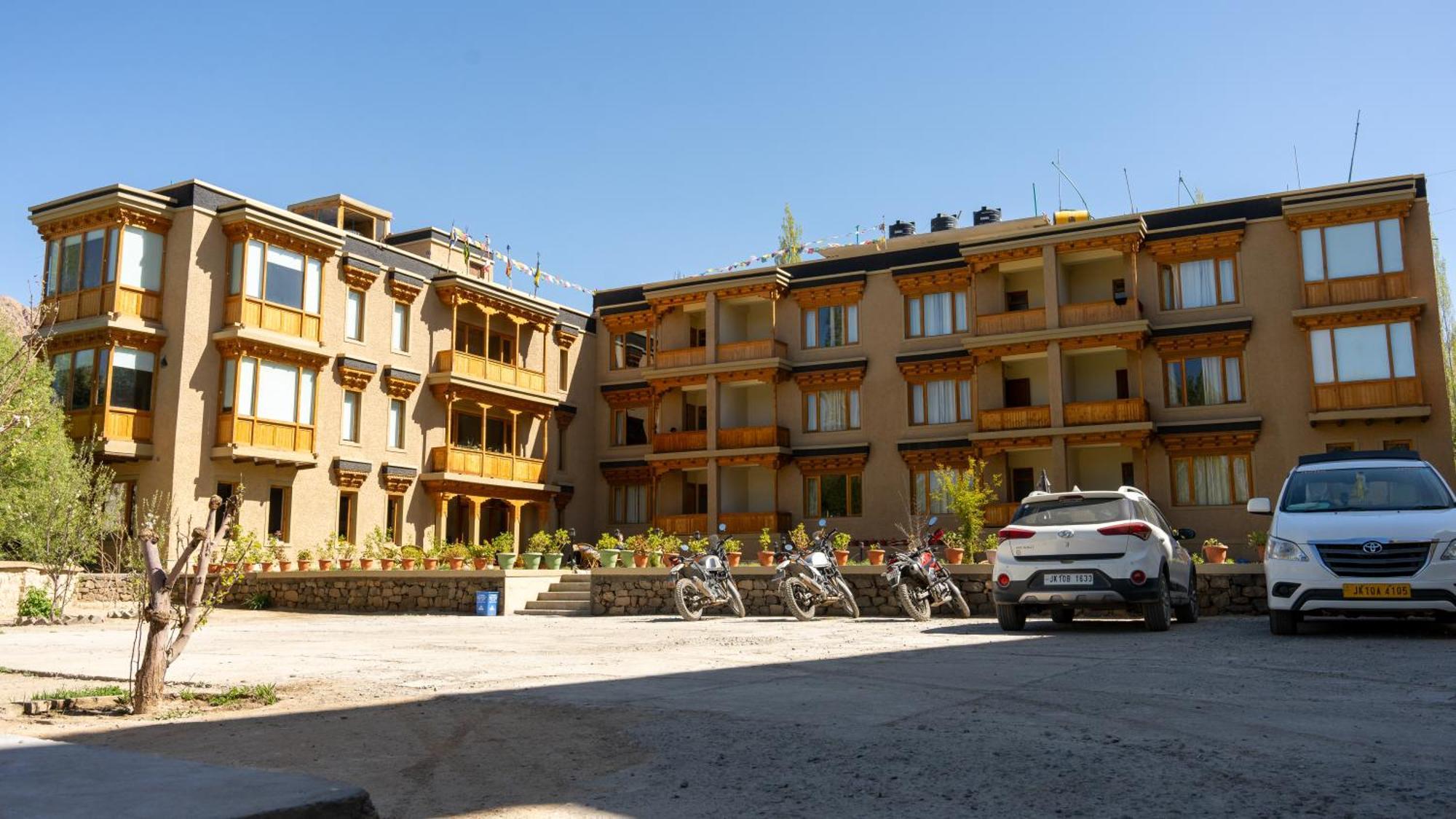 Hotel The Saraha Leh Exterior foto